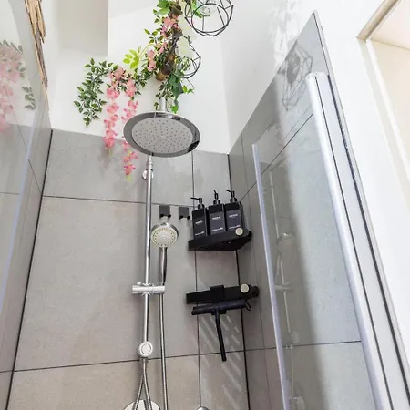 Premium - Waldblick - Balkon - Schwarzwald ビュール